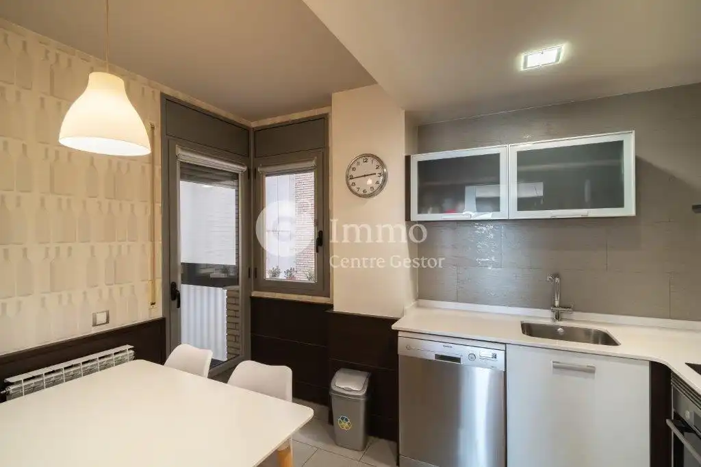 Cuina de Pis en venda en Lleida amb Aire condicionat, Parquet i Moblat