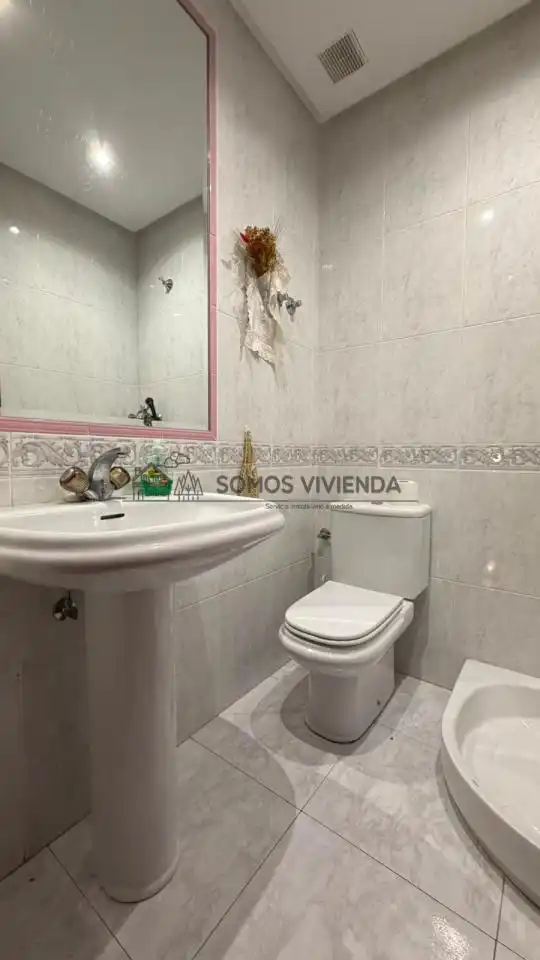 Bany de Casa o xalet en venda en O Pereiro de Aguiar  amb Calefacció, Jardí privat i Terrassa