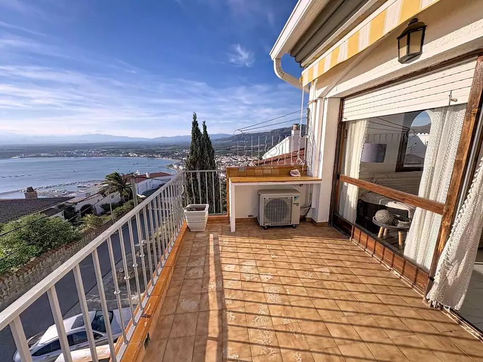 Balcony of Apartment for sale in Roses  with Heating, Terrace and Swimming Pool