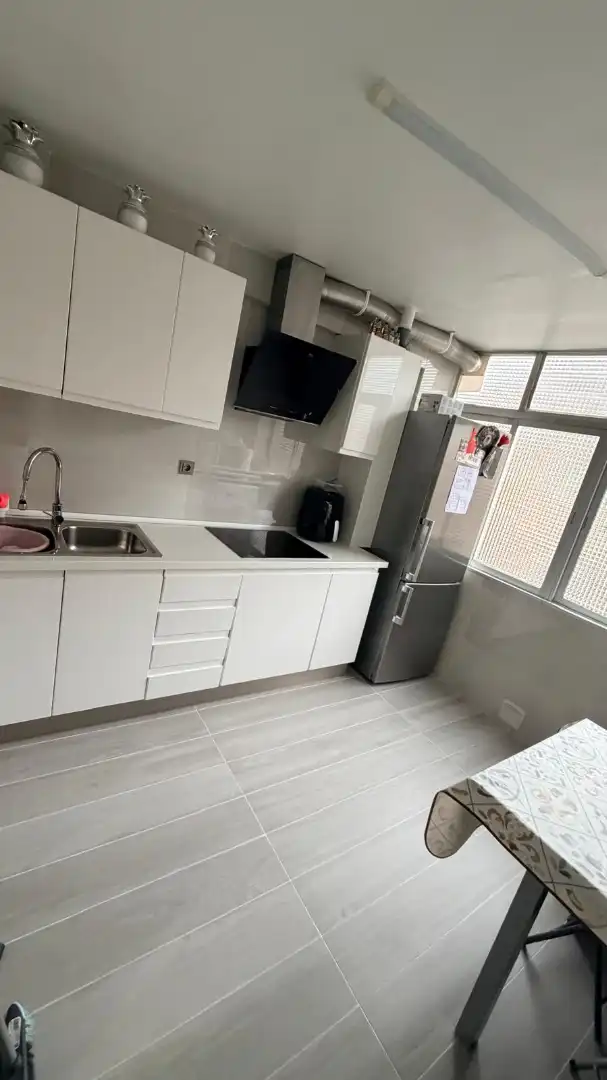 Kitchen of Flat for sale in Badalona  with Air Conditioner, Heating and Oven