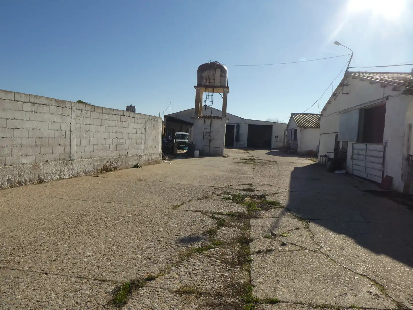 Exterior view of Industrial buildings for sale in Villahoz