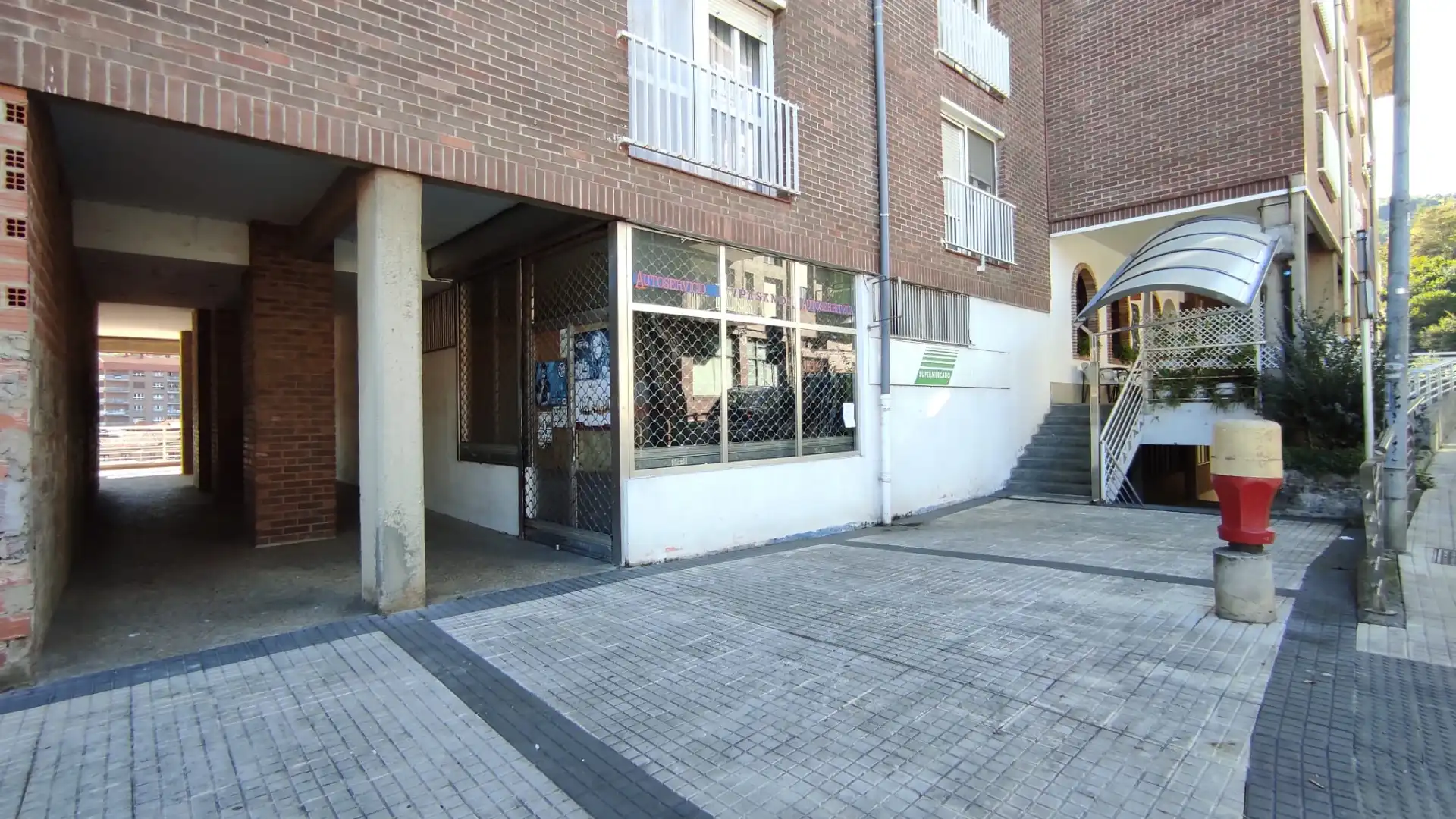 Local comercial en alquiler en Urazandi Kalea