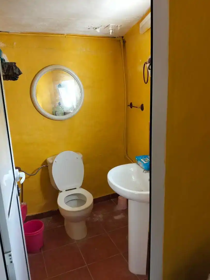 Bany de Casa adosada en venda en Vega de San Mateo amb Jardí privat, Piscina i Microones