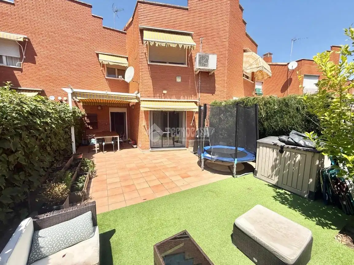 Jardín de Casa adosada en venta en Illescas con Aire acondicionado y Parquet