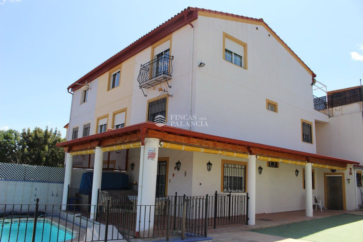 Exterior view of House or chalet for sale in Soneja  with Air Conditioner, Storage room and Swimming Pool