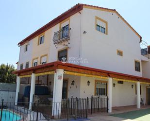 Vista exterior de Casa o xalet en venda en Soneja amb Aire condicionat, Traster i Piscina