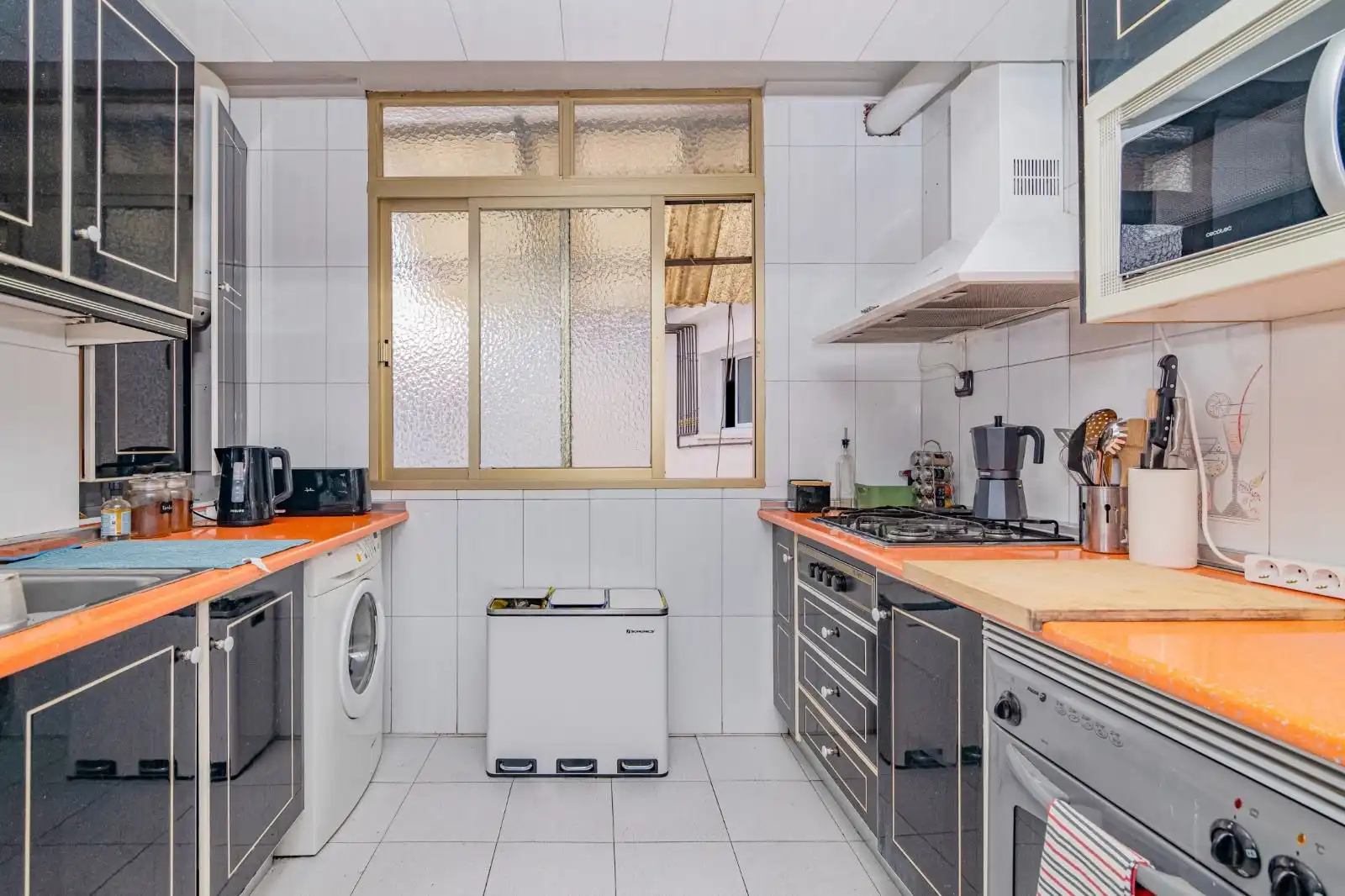 Kitchen of Flat for rent in Granada  with Furnished