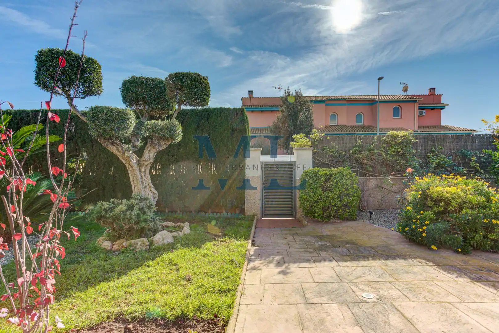 Jardí de Casa o xalet en venda en Cubelles amb Calefacció i Piscina