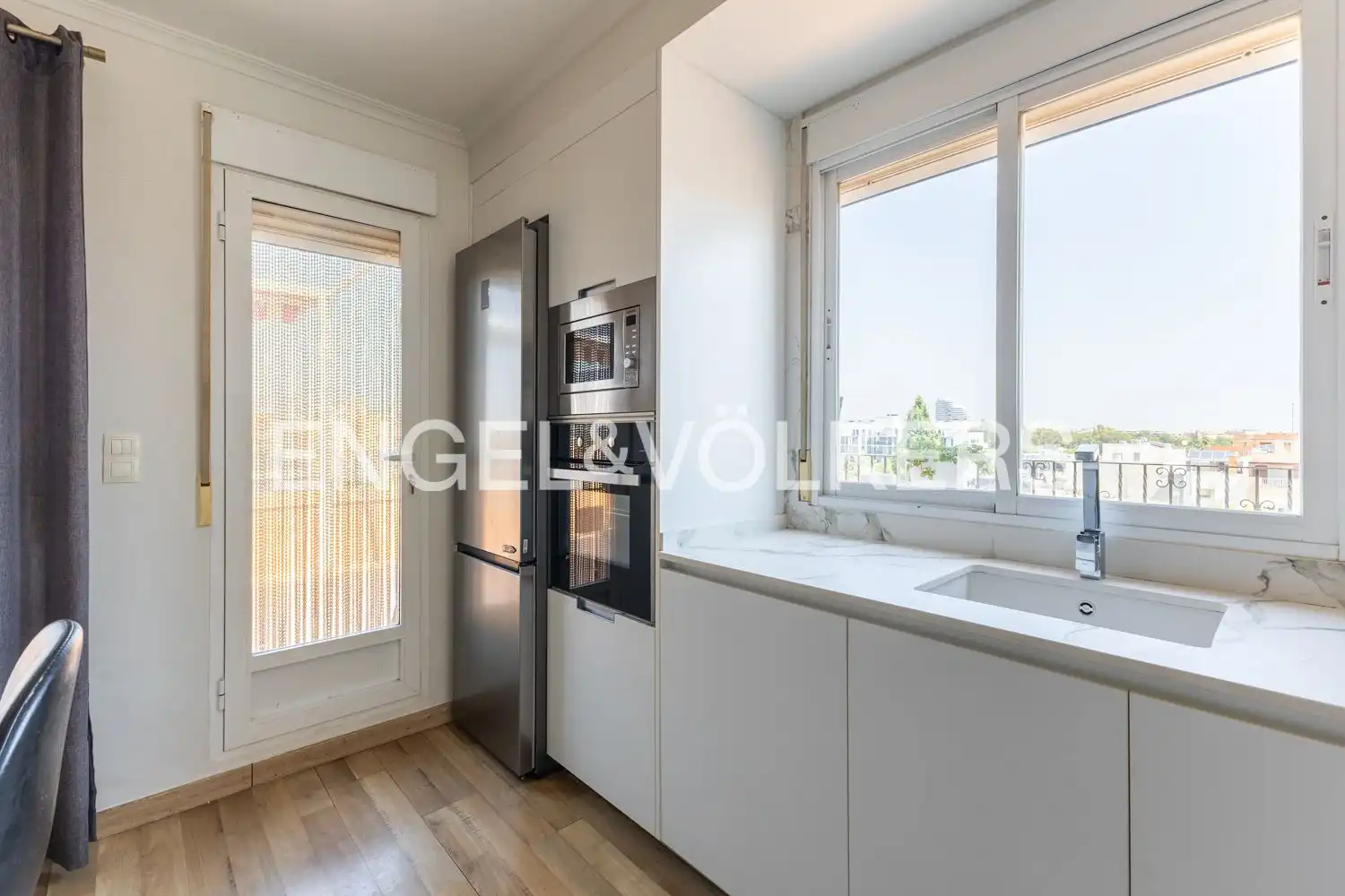 Kitchen of Attic for rent in Sagunto / Sagunt  with Air Conditioner, Heating and Terrace