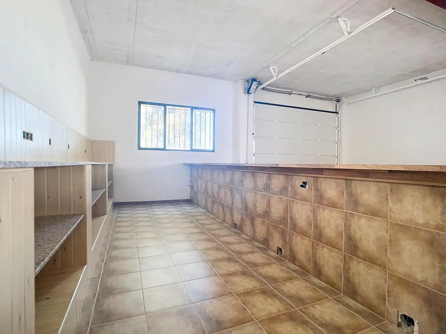 Finca rústica en venta en Tibi con Jardín privado, Terraza y Trastero