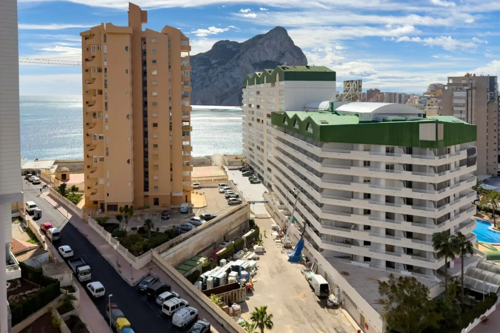 Vista exterior de Apartamento en venta en Calpe / Calp con Aire acondicionado, Calefacción y Terraza