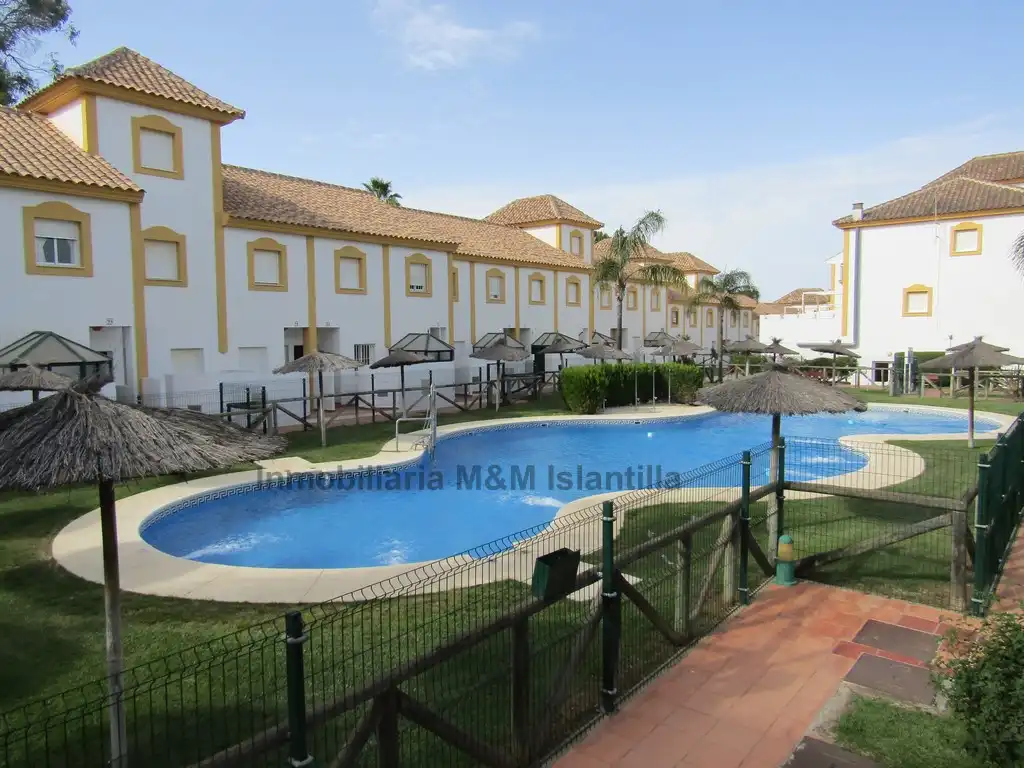 Terraced house with terrace for sale in Avenida del Deporte, imagen 3