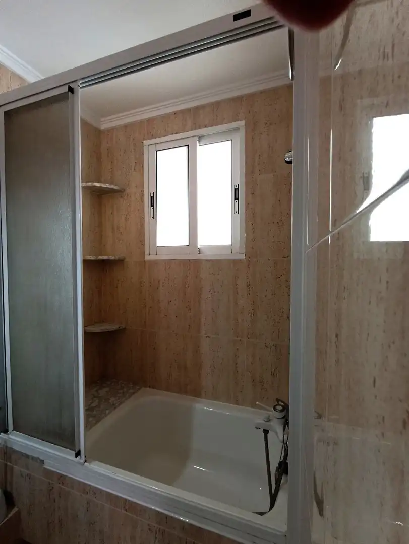 Bathroom of Flat for sale in Chiva  with Terrace