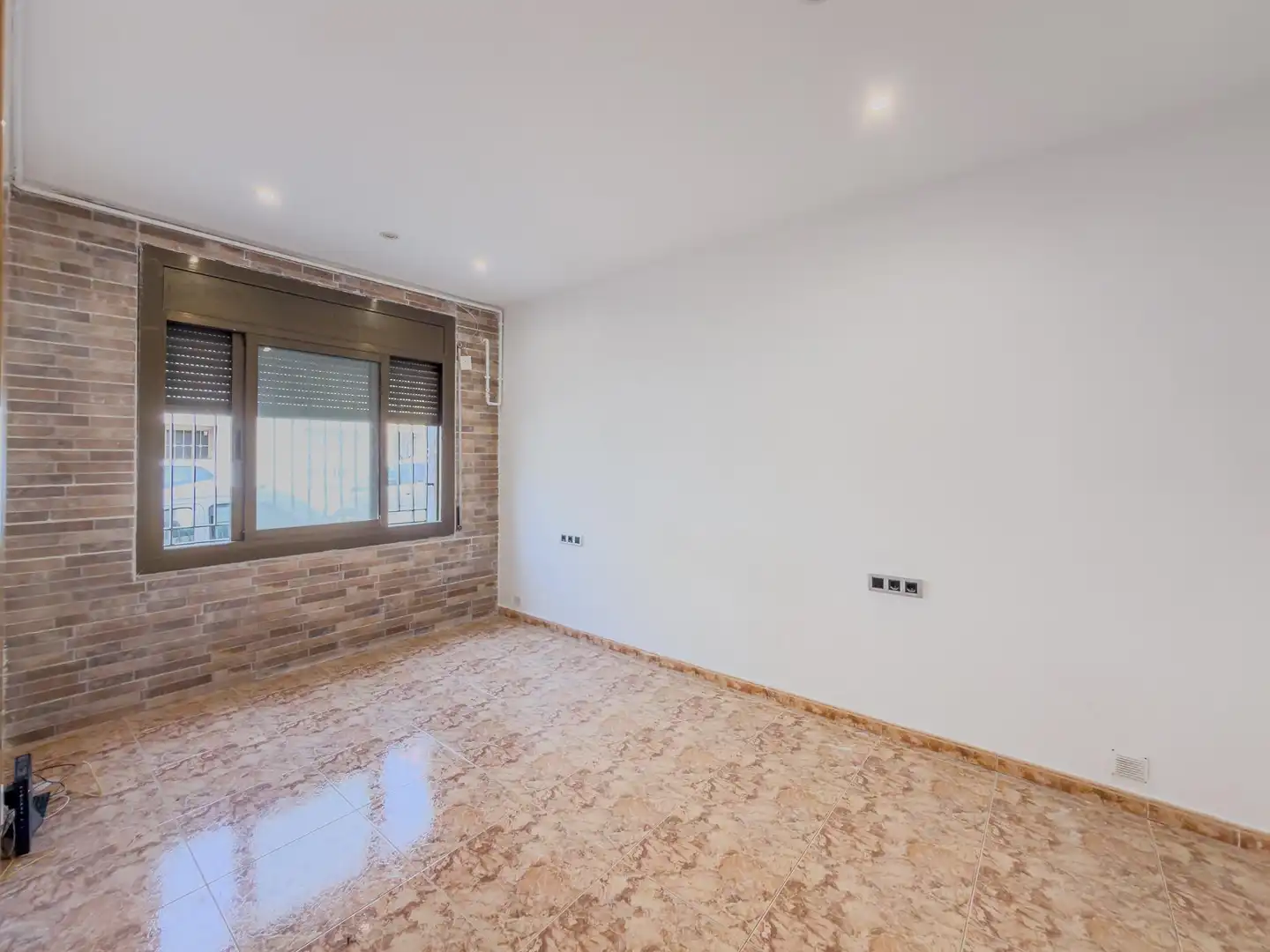 Planta baja en venta en Calle del Concili Egarenc, La Cogullada