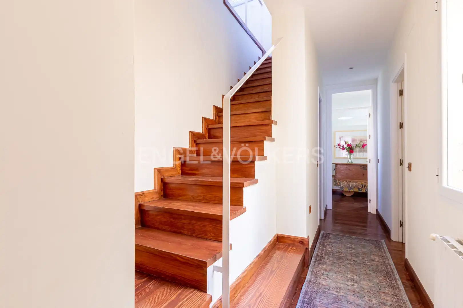 Attic for sale in Sevilla  with Air Conditioner, Heating and Terrace