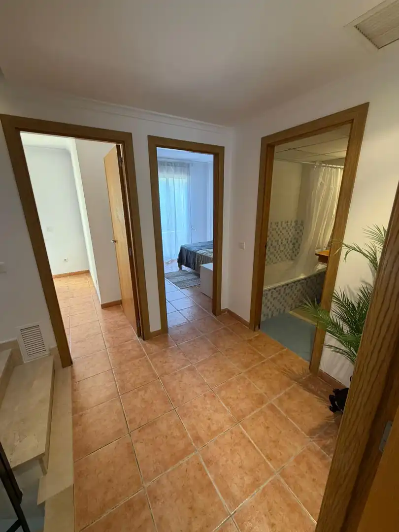 Casa adosada de alquiler en Alzira con Aire acondicionado, Jardín privado y Terraza