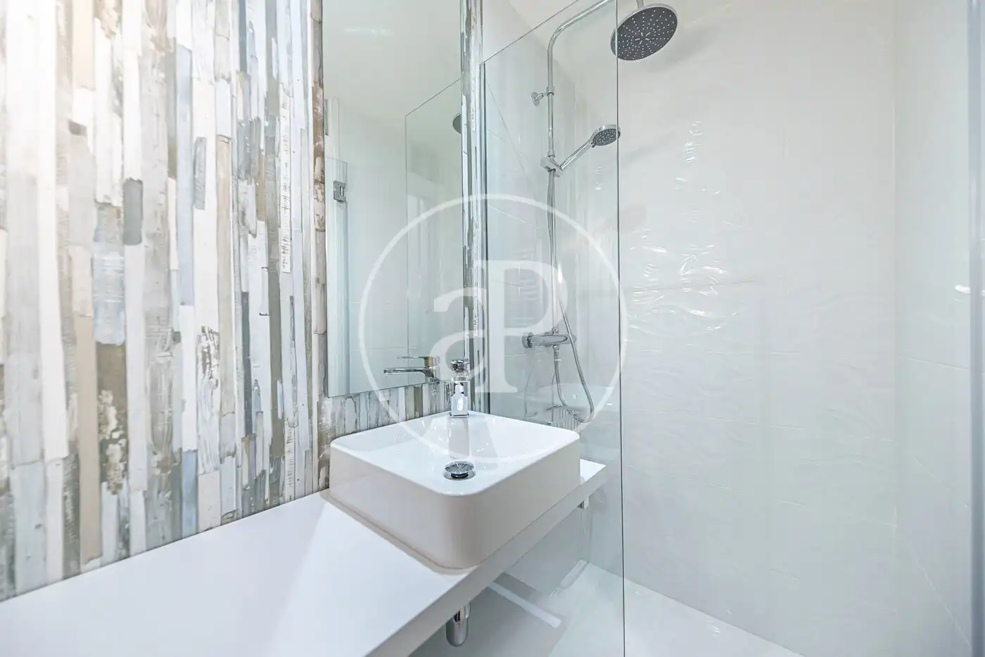 Flat with pool for sale in C. de Agustina de Aragón, imagen 21