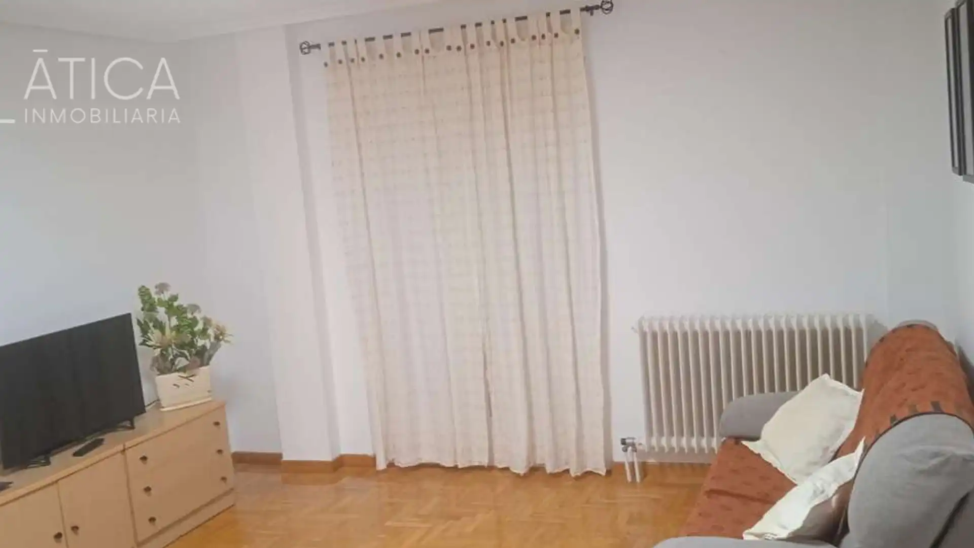 Habitación de Piso de alquiler en Salamanca Capital con Calefacción y Amueblado