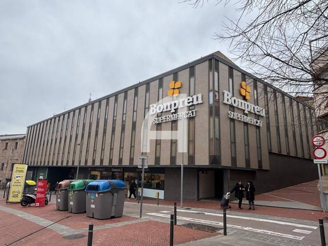 Oficina en Alquiler en PORTAL NOU en Barri del Centre