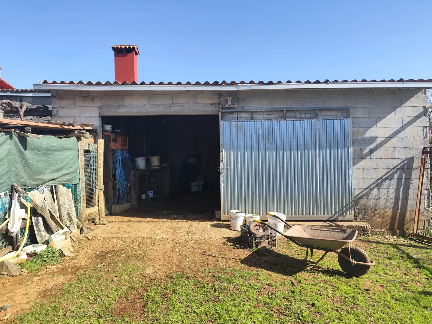 Exterior view of Houses for sale in Boqueixón