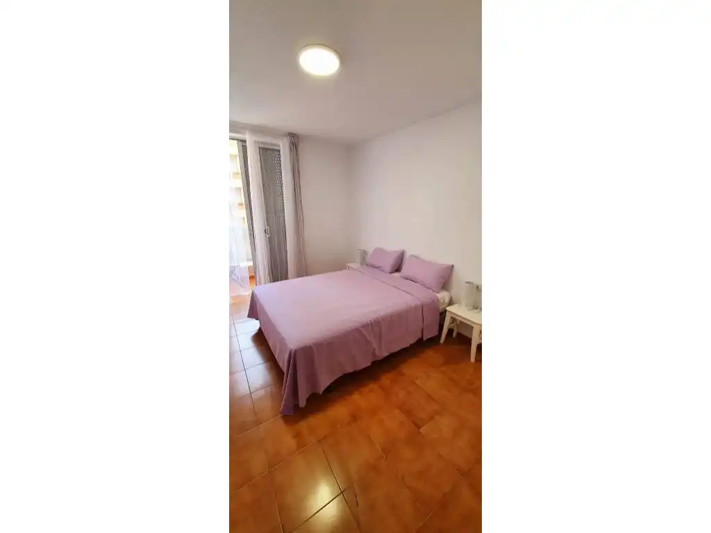 Habitación de Piso en venta en El Rosario con Terraza y Piscina