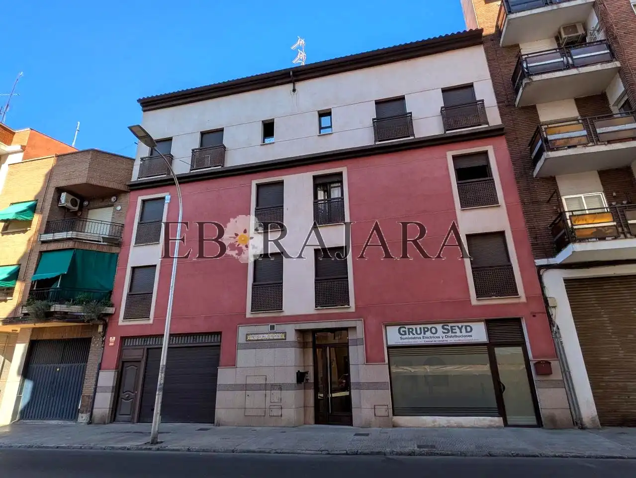 Flat with lift for sale in Calle Portiña del Salvador