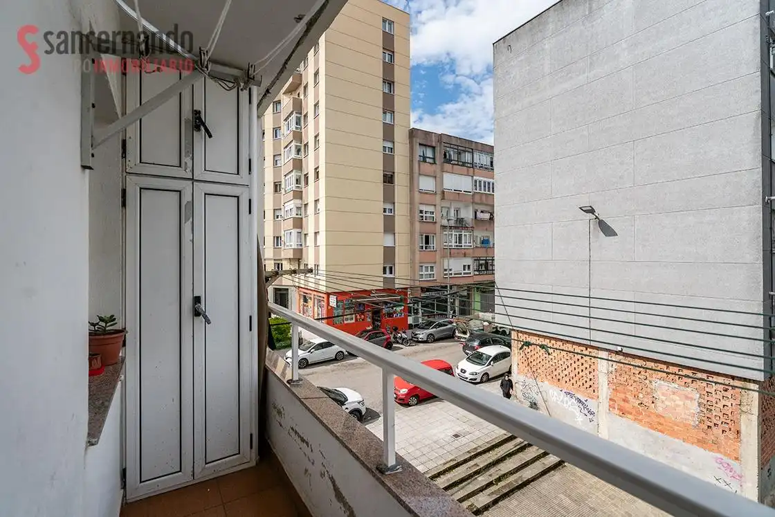 Piso en venta en Calle de la Universidad, Los Castros