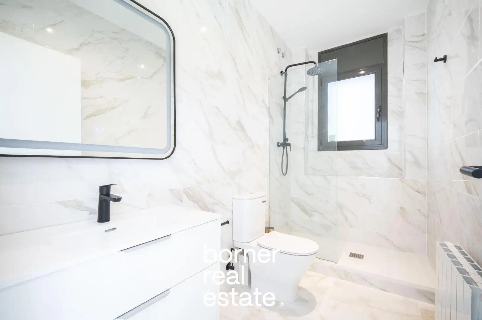 Baño de Casa o chalet en venta en Sant Cugat del Vallès con Aire acondicionado, Calefacción y Jardín privado