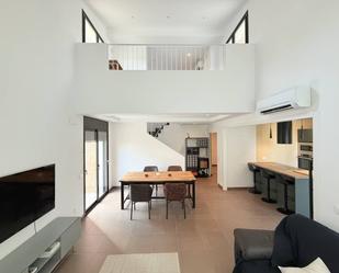 Sala d'estar de Casa o xalet de lloguer en El Pla del Penedès amb Aire condicionat, Calefacció i Jardí privat