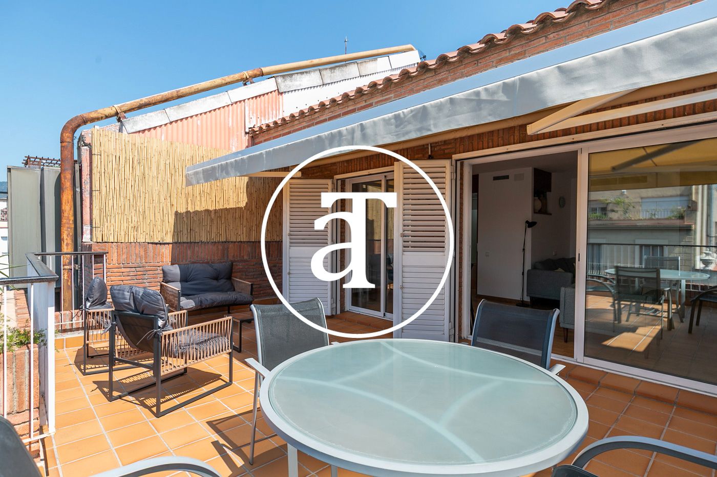 Terraza de Ático de alquiler en  Barcelona Capital con Aire acondicionado, Calefacción y Terraza