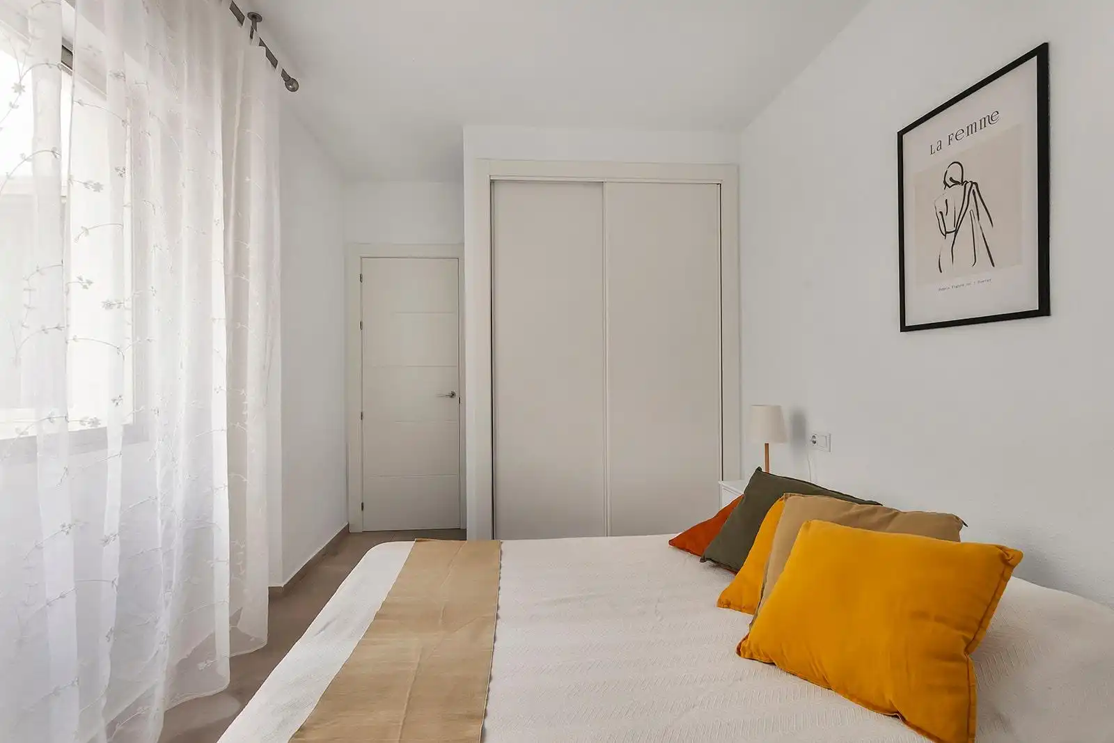 Piso con ascensor en venta en Calle FINLANDIA, imagen 25
