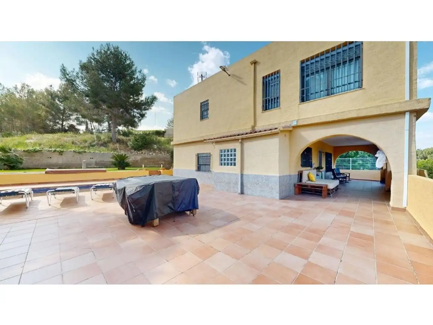 Jardí de Casa o xalet en venda en Riba-roja de Túria amb Aire condicionat, Calefacció i Jardí privat
