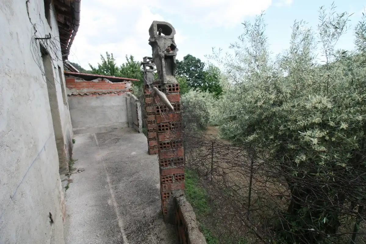 Jardí de Finca rústica en venda en Guisando amb Balcó