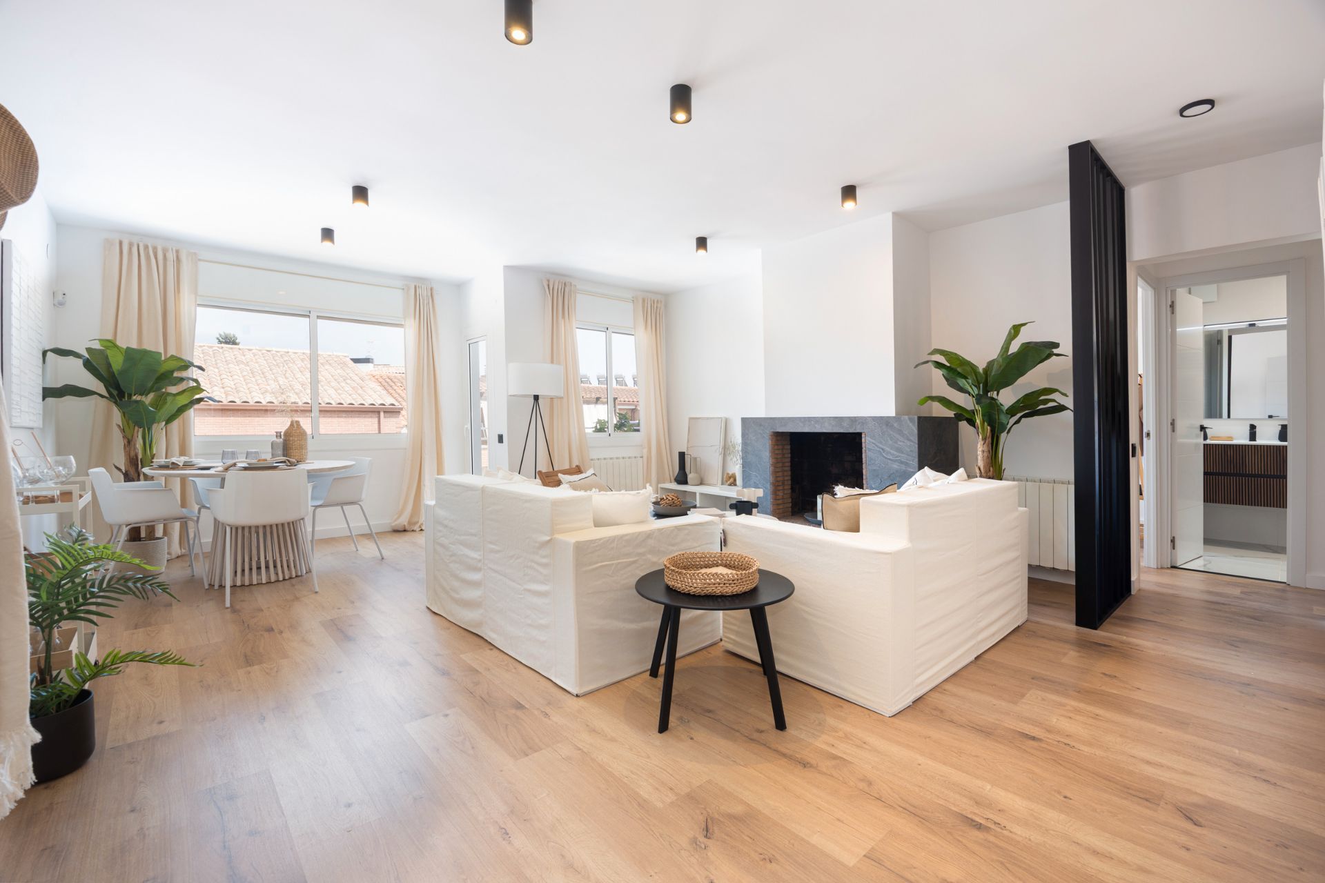 Living room of Flat for sale in Ripollet  with Heating, Parquet flooring and Oven