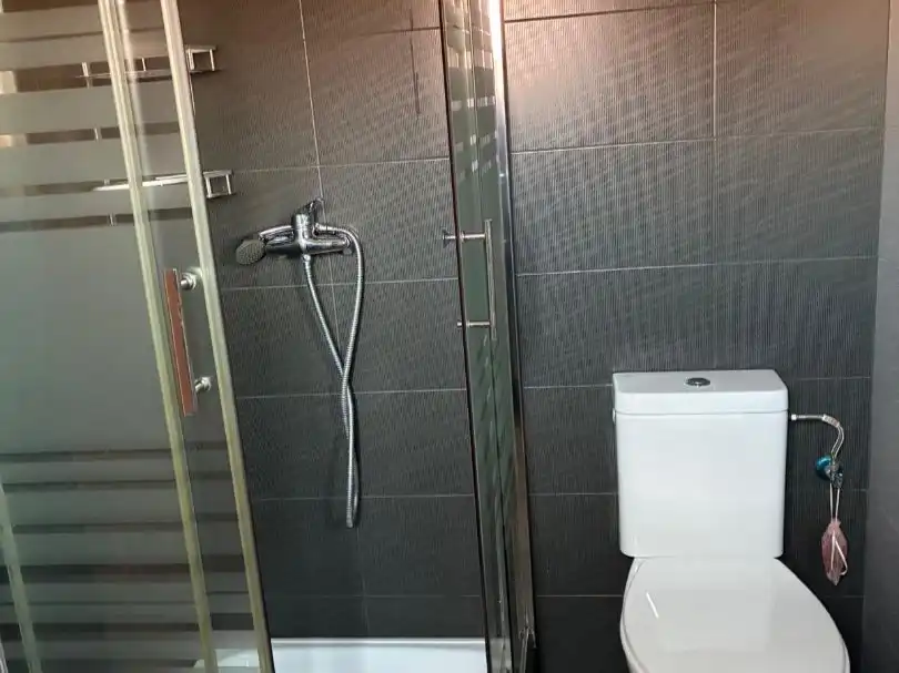 Baño de Casa o chalet en venta en Garrafe de Torío con Calefacción, Jardín privado y Parquet