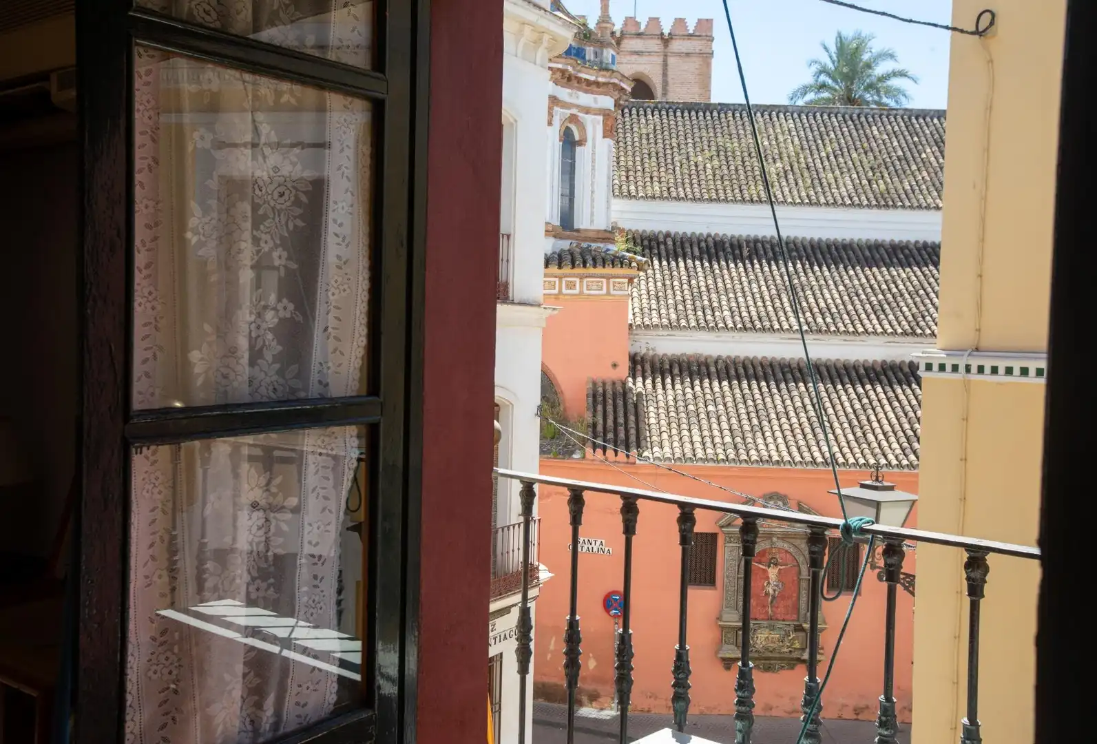 Vista exterior de Edificio en venta en Sevilla