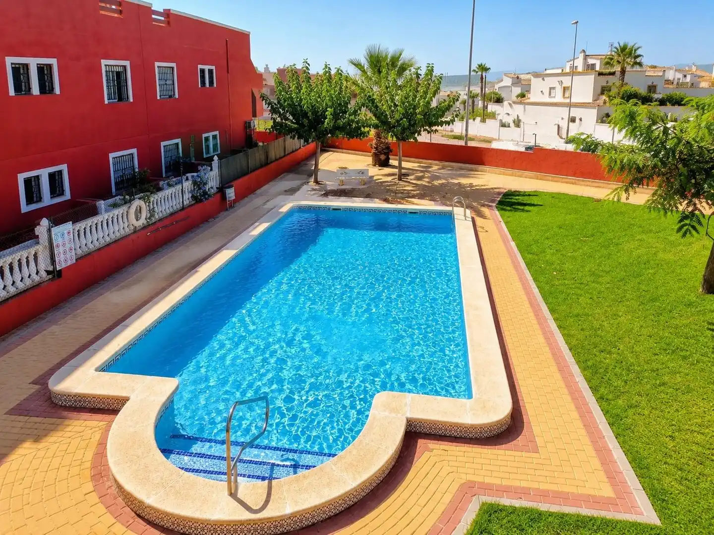 Bungalow amb piscina en venda a Calle LAGUNA DE GALLOCANTA, imagen 14