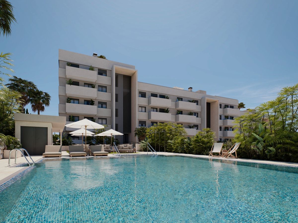 Swimming pool of Flat for sale in Estepona  with Air Conditioner, Private garden and Terrace