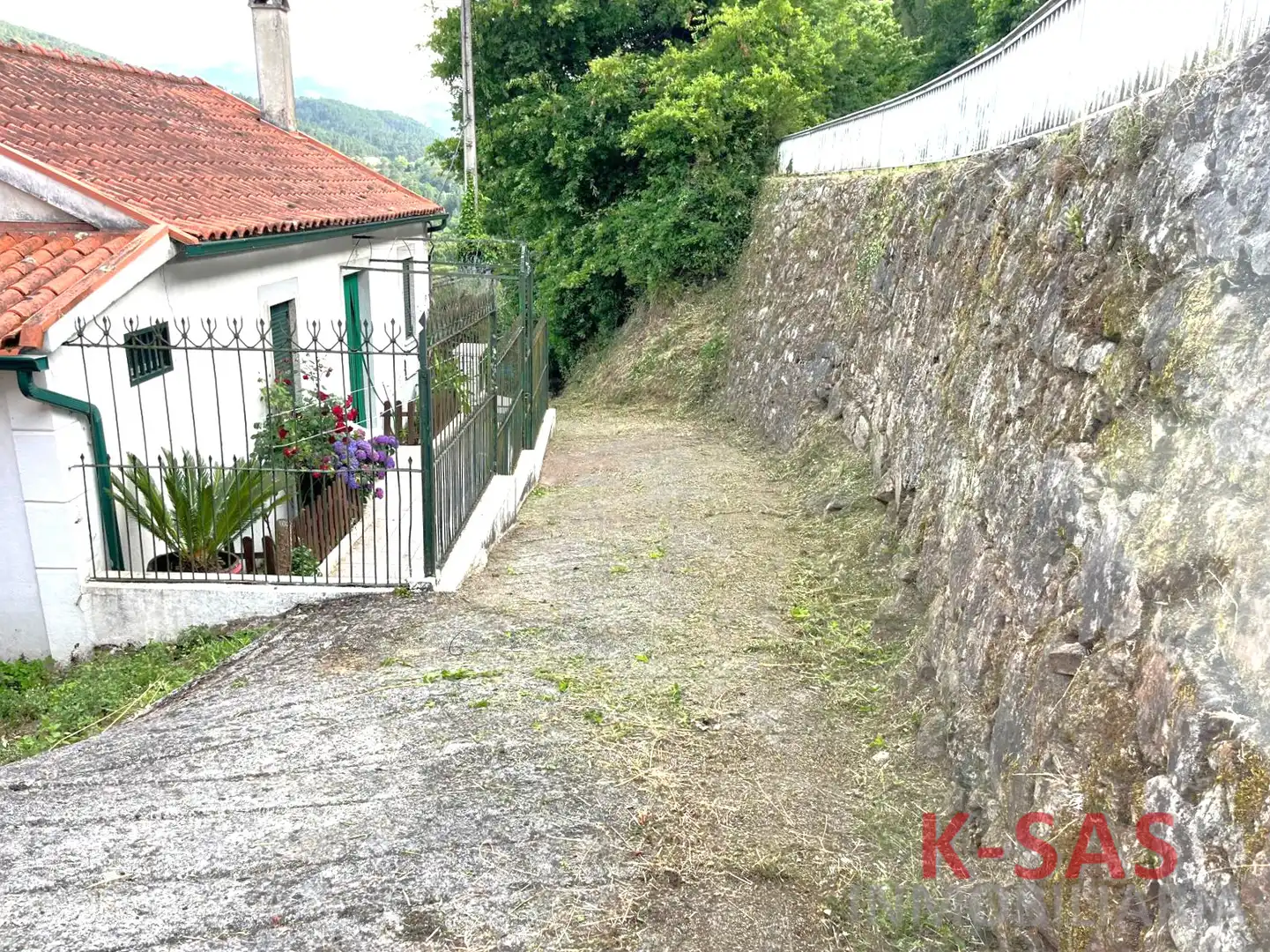 Exterior view of Houses for sale in Lobios  with Furnished