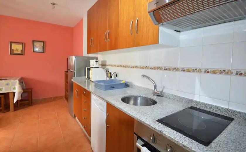 Cocina de Apartamento de alquiler en Llanes con Calefacción, Amueblado y Horno