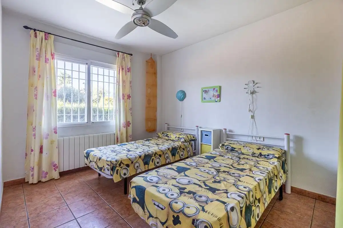 Villa con piscina in vendita a Residencial Triana - Barrio Alto, imagen 20