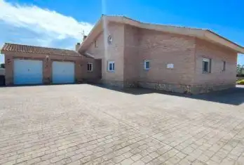Casa rústica con piscina en venta en Camí de Genaro, imagen 10