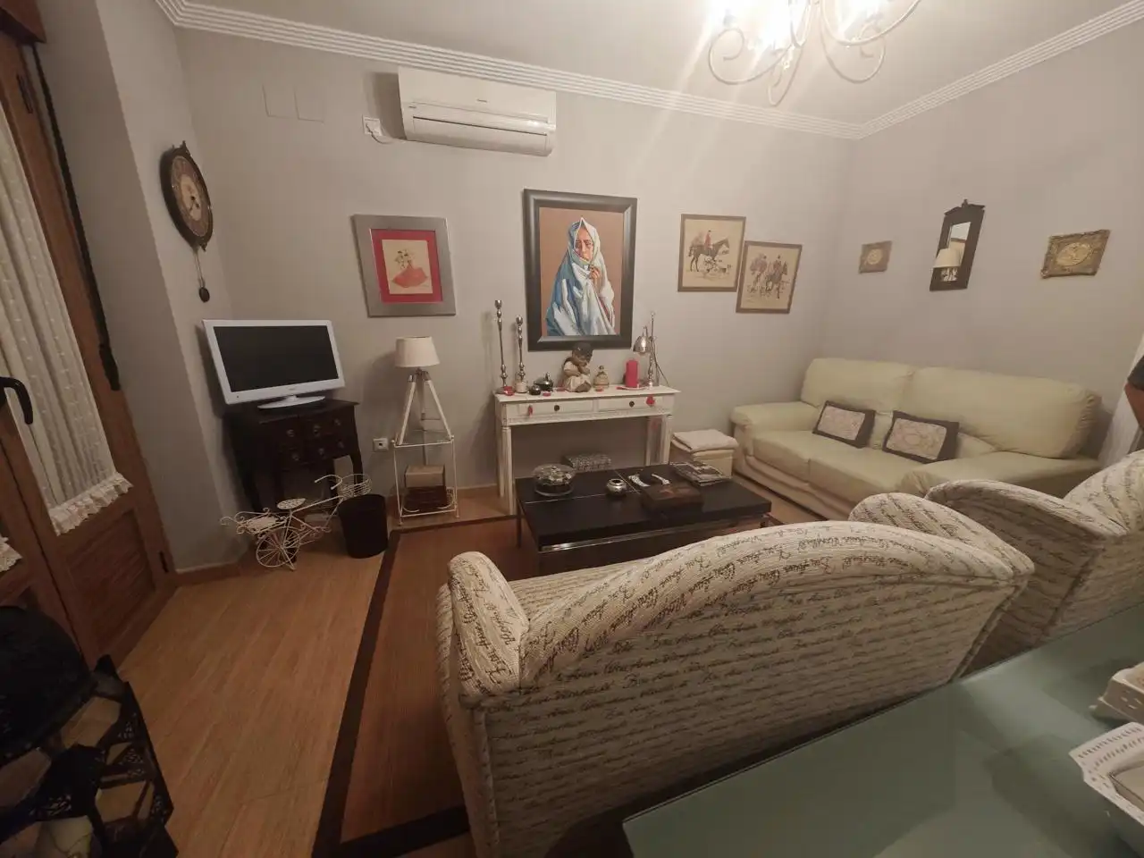 Wohnzimmer von Wohnung zum Verkauf in Navaconcejo mit Klimaanlage