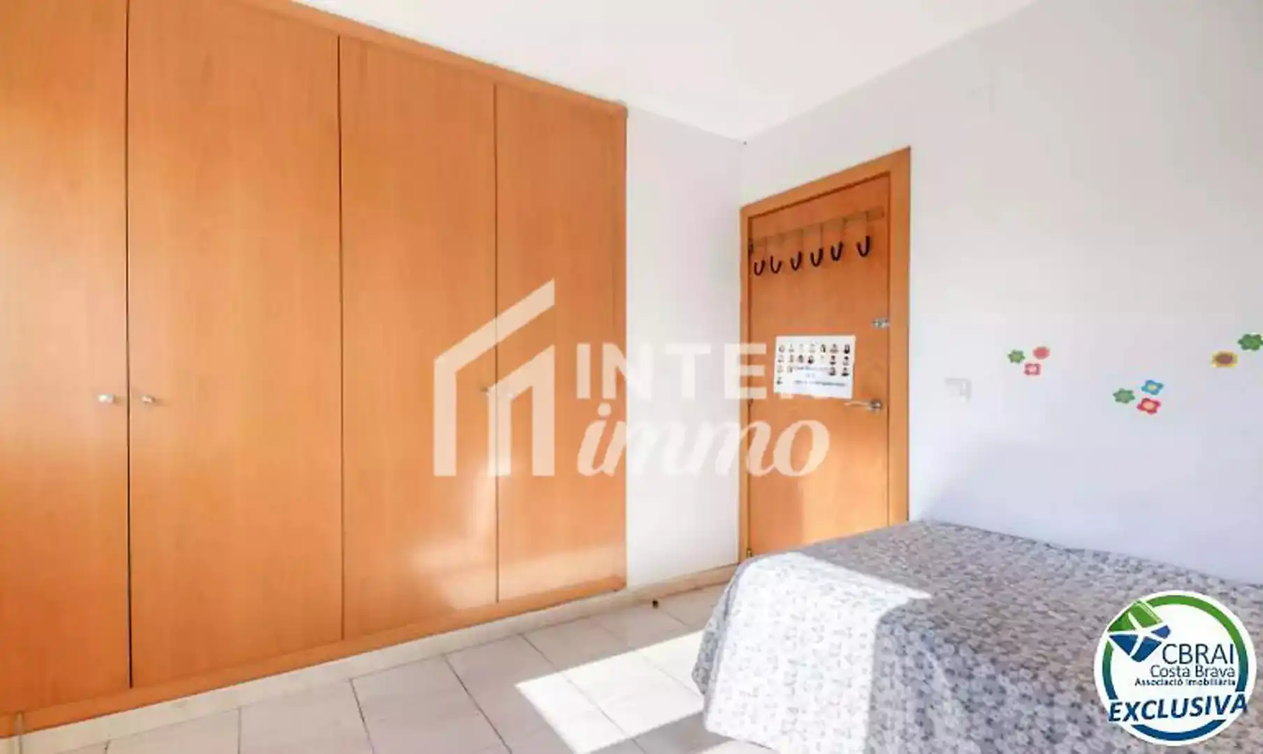 Bedroom of Flat for sale in Roses  with Air Conditioner and Terrace