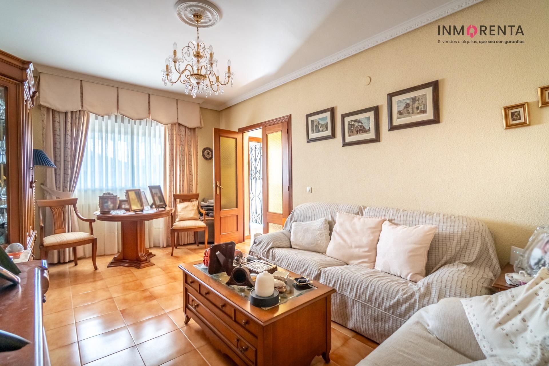 Casa o chalet en venta en  FRANCISCO SALINAS REGUILO, Villa del Prado