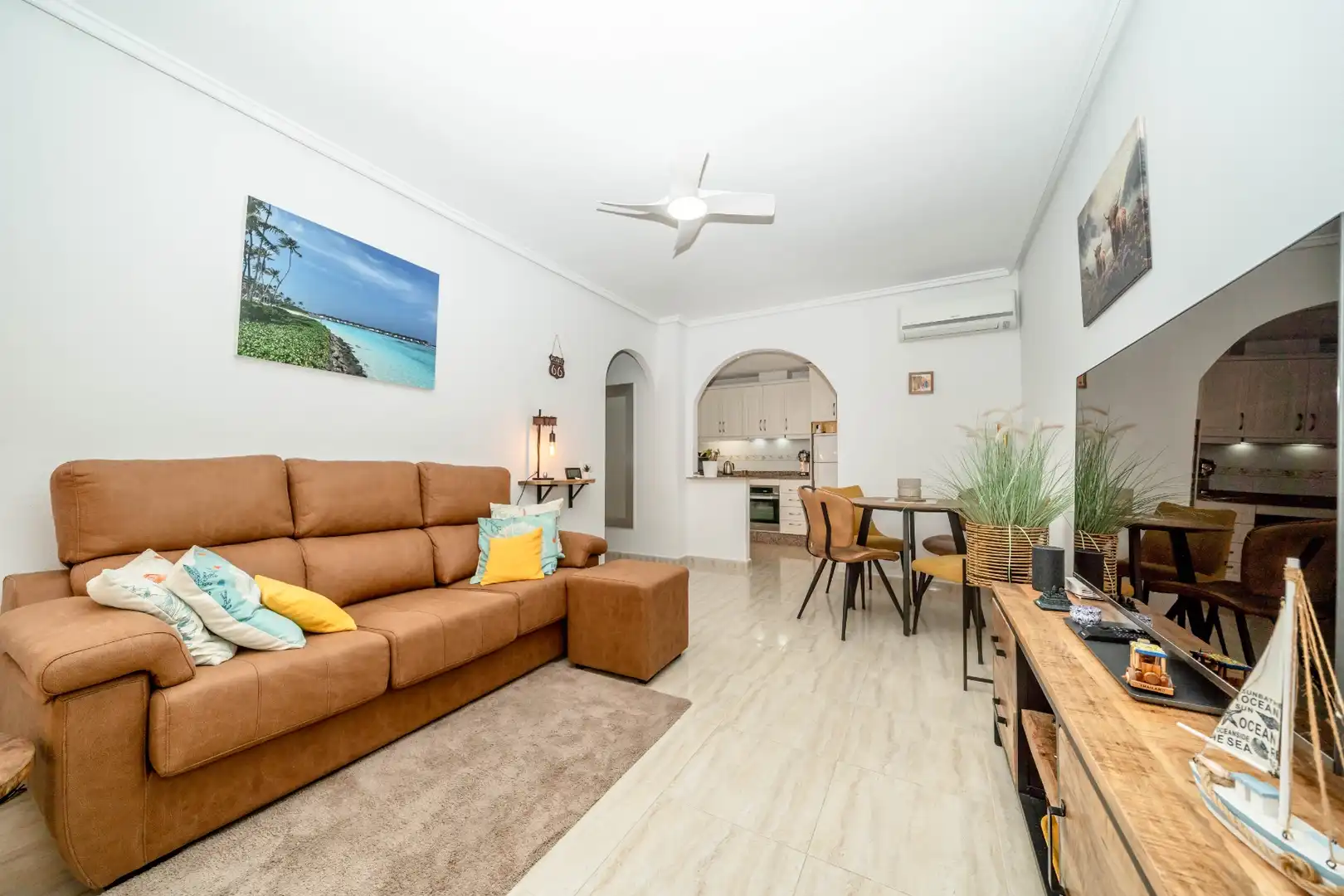 Bungalow with pool for sale in Orihuela Costa, imagen 4