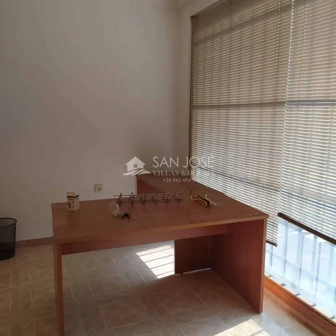 Oficina de lloguer en Aspe amb Calefacció