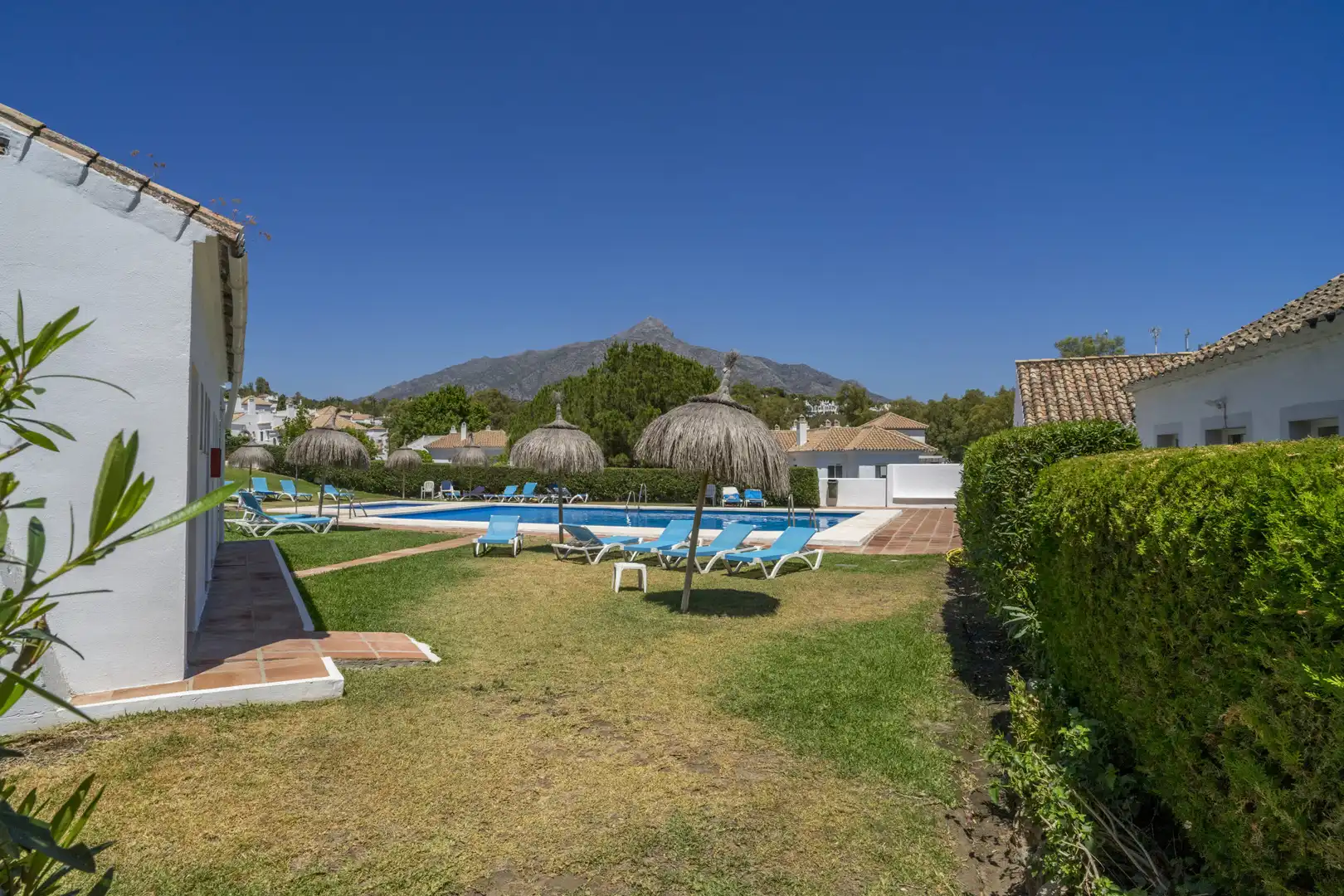 Reihenhaus mit Pool zum Verkauf in Nueva Andalucía, imagen 24