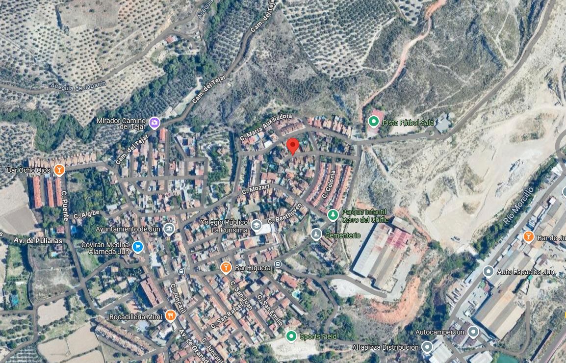 Exterior view of Single-family semi-detached for sale in Jun