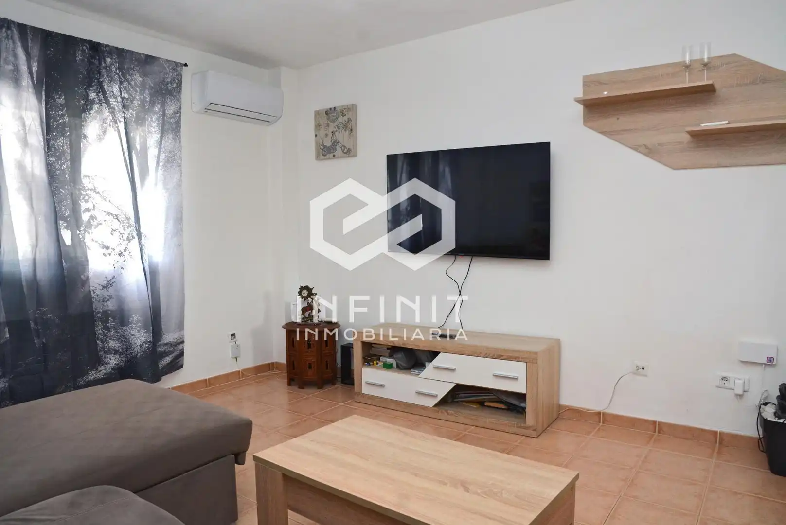 Living room of Houses for sale in Yebes  with Air Conditioner, Heating and Private garden